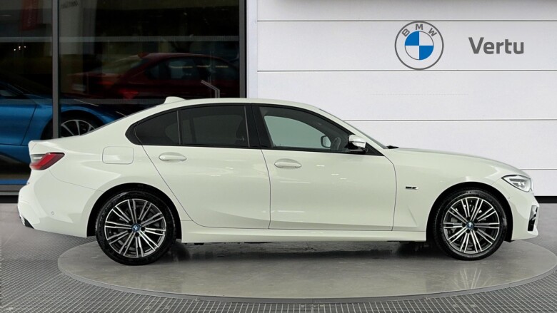 BMW 3 Series 330e M Sport 4dr Step Auto Saloon
